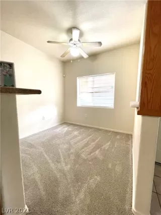 Photo #5: 2345015 Listing