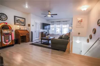 Photo #3: 2345170 Listing