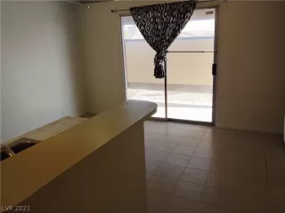 Photo #1: 2345225 Listing 