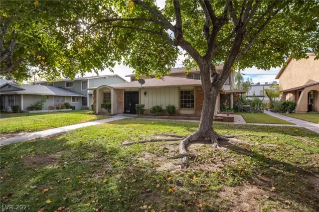 MLS: 2345253 Condo For Sale