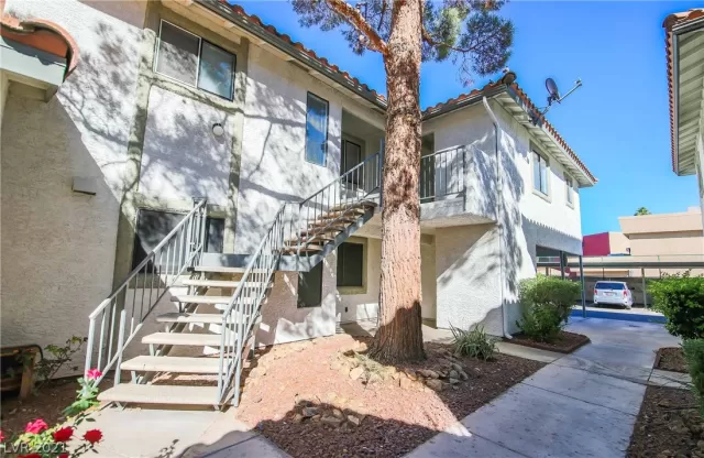 MLS: 2345272 Condo For Sale