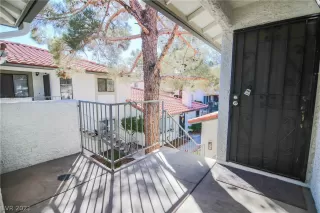 Photo #2: 2345272 Listing