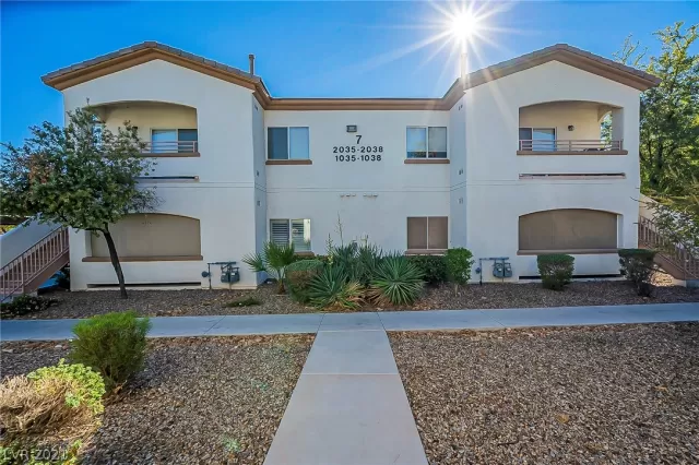 MLS: 2345312 Condo For Sale