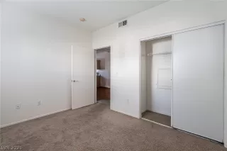 Photo #6: 2345312 Listing