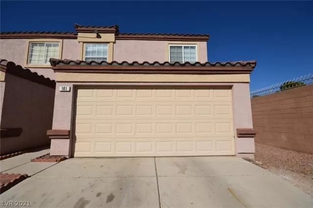 MLS: 2345326 Condo For Sale