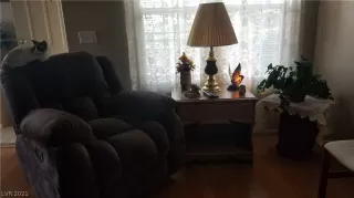 Photo #5: 2345344 Listing