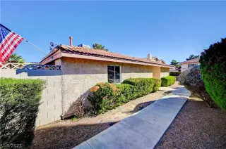 Photo #1: 2345352 Listing