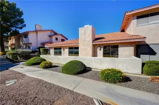 Photo #3: 2345352 Listing