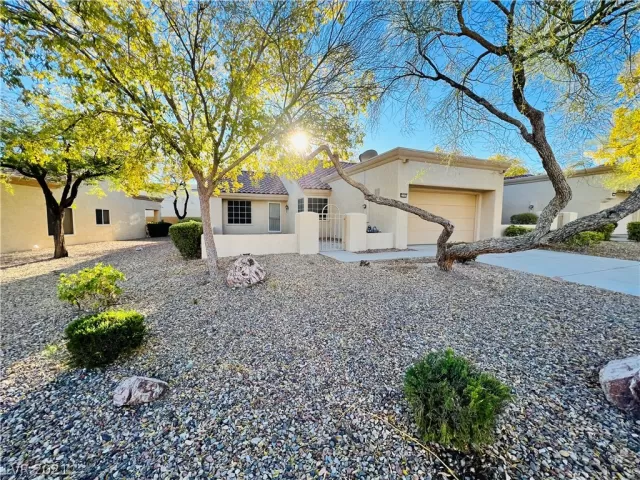 MLS: 2345364 Condo For Sale