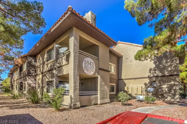 MLS: 2345374 Condo For Sale