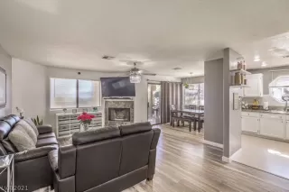 Photo #5: 2345374 Listing 