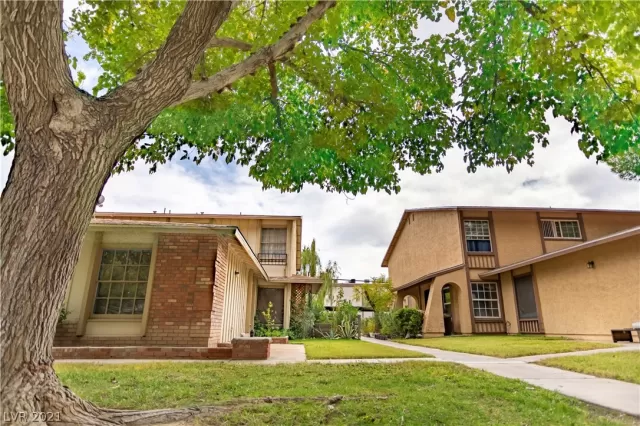 MLS: 2345412 Condo For Sale