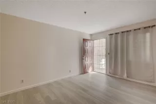 Photo #2: 2345467 Listing