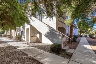 Photo #2: 2345523 Listing