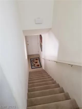 Photo #5: 2345541 Listing