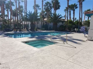 Photo #5: 2345552 Listing