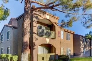 Photo #2: 2345604 Listing