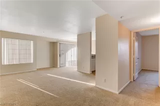 Photo #3: 2345604 Listing