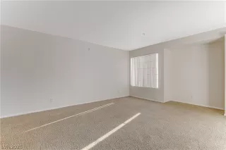 Photo #6: 2345604 Listing