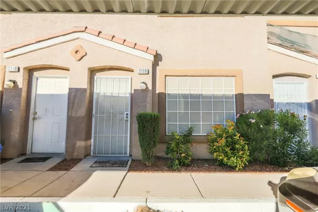 MLS: 2345634 Condo For Sale