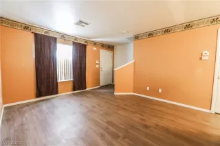 Photo #3: 2345634 Listing