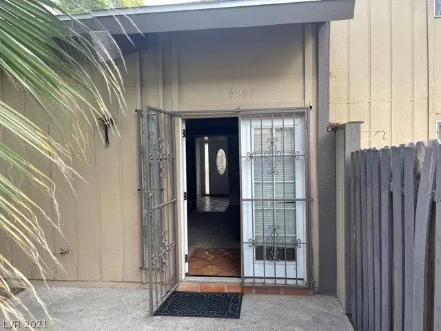 MLS: 2345717 Condo For Sale