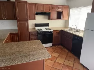 Photo #3: 2345717 Listing 