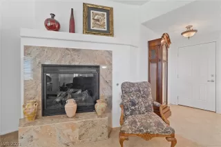 Photo #6: 2345754 Listing