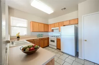 Photo #3: 2345758 Listing 