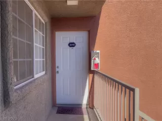 Photo #2: 2345761 Listing 