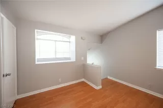 Photo #5: 2345785 Listing 