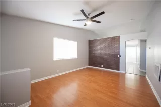 Photo #6: 2345785 Listing 