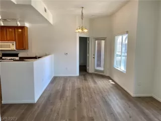 Photo #1: 2345804 Listing