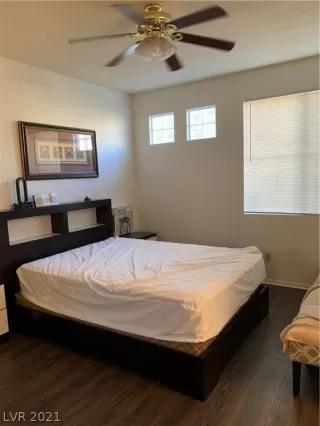 Photo #4: 2345806 Listing