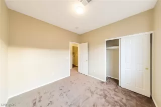 Photo #6: 2345809 Listing