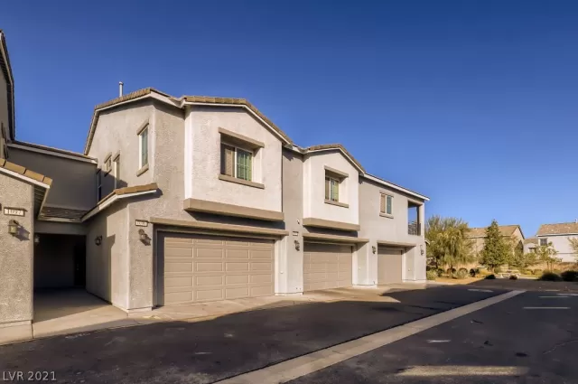 MLS: 2345813 Condo For Sale