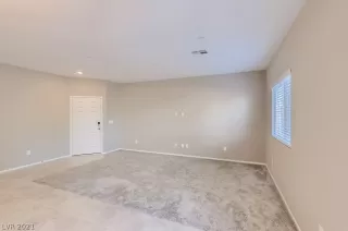 Photo #6: 2345813 Listing