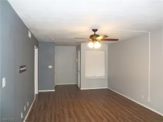 Photo #3: 2345816 Listing