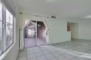 Photo #3: 2345844 Listing 