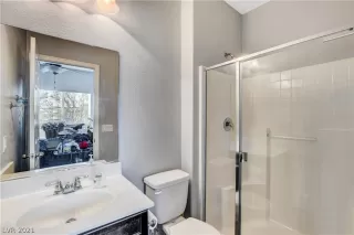 Photo #4: 2345848 Listing