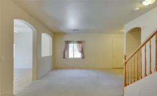 Photo #3: 2345851 Listing 