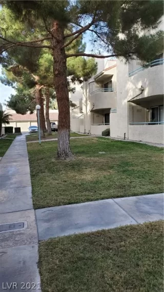 Photo #2: 2345855 Listing 