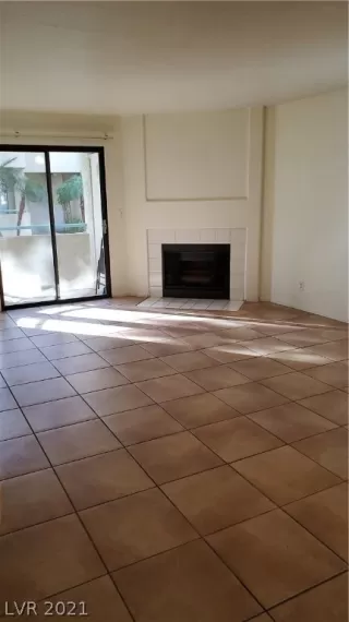 Photo #4: 2345855 Listing 