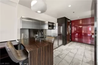 Photo #1: 2345857 Listing 