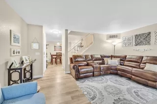 Photo #3: 2345863 Listing 