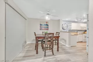 Photo #4: 2345863 Listing 