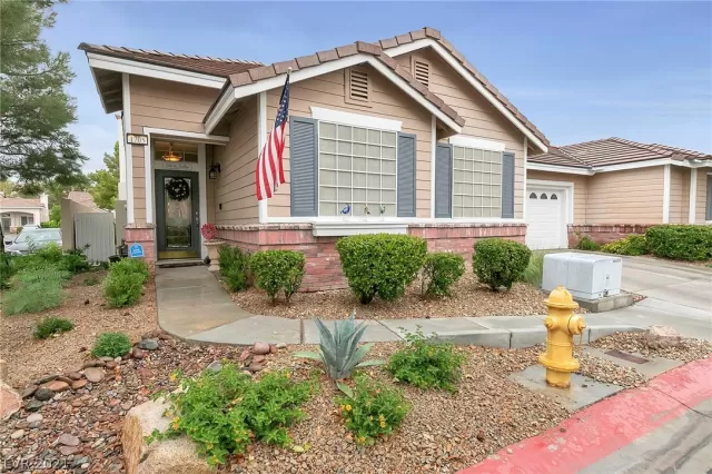 MLS: 2345897 Condo For Sale