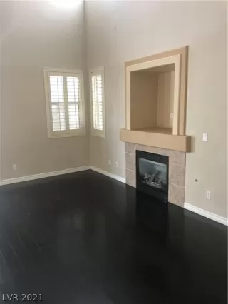 Photo #3: 2345921 Listing