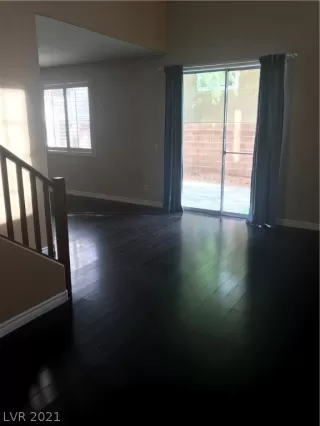 Photo #4: 2345921 Listing