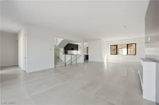 Photo #6: 2345923 Listing 